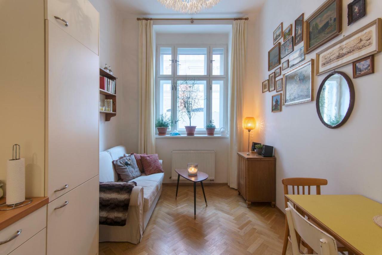 פראג Victoria Design Stays - Apartment Slavojova מראה חיצוני תמונה
